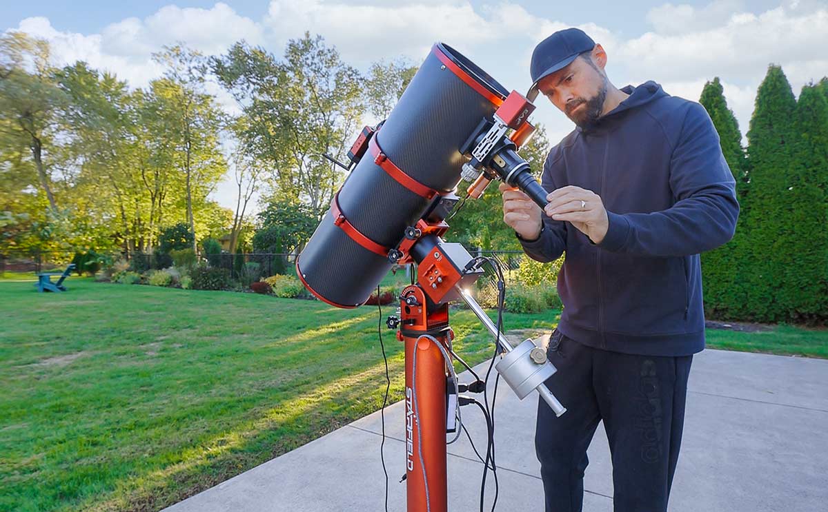 collimating the Apertura CarbonStar 200 with a laser collimator